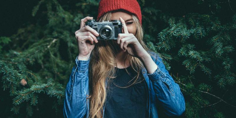 爱百美33:科学选购化妆品与护肤品的全指南,解锁你的专属美妆方案