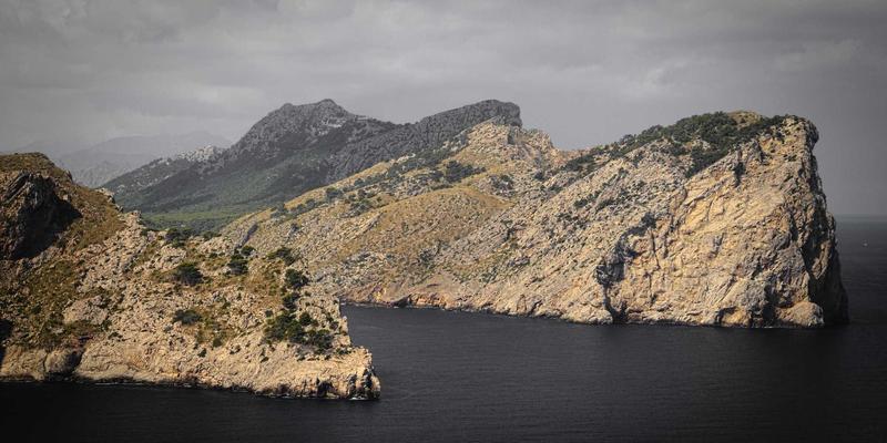 爱百美案例分析：从护肤到美妆，看它如何精准俘获消费者心智