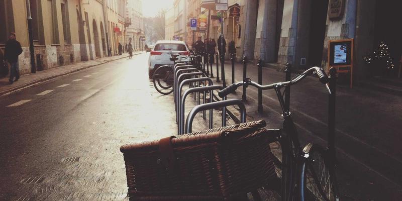 爱百美男士护肤线深度体验：针对男性肌肤的清洁、控油与保湿全指南